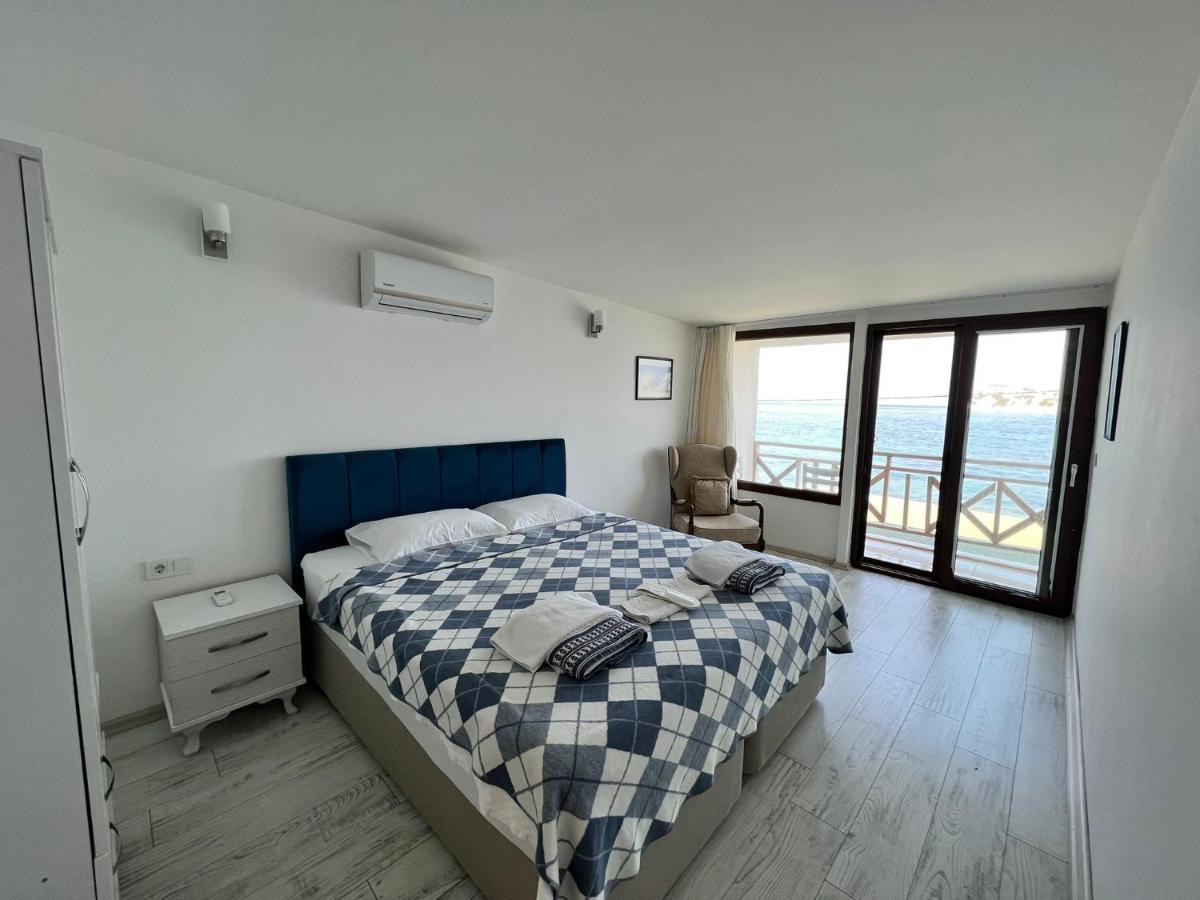 Giritli Rum Meyhanesi&Butik Otel Karaburun  Exterior foto