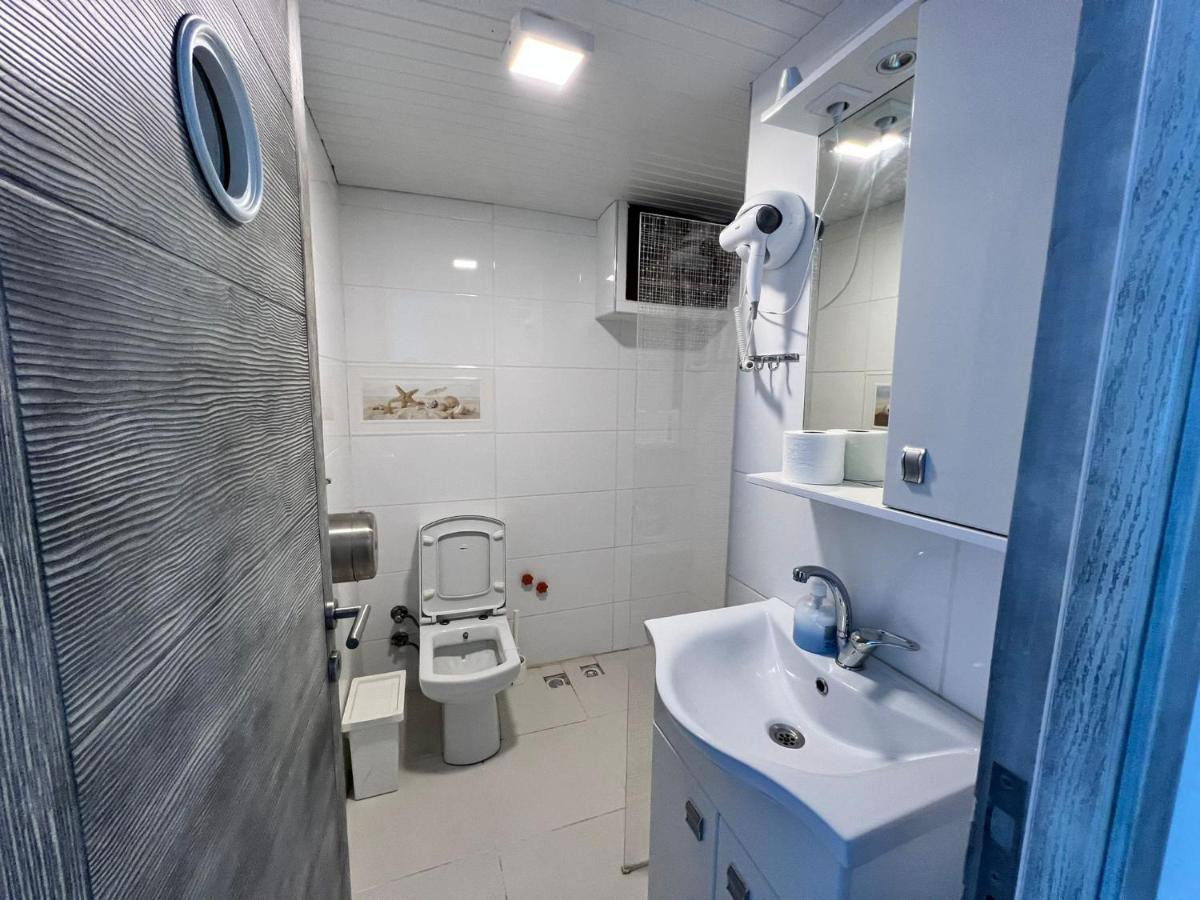 Giritli Rum Meyhanesi&Butik Otel Karaburun  Exterior foto