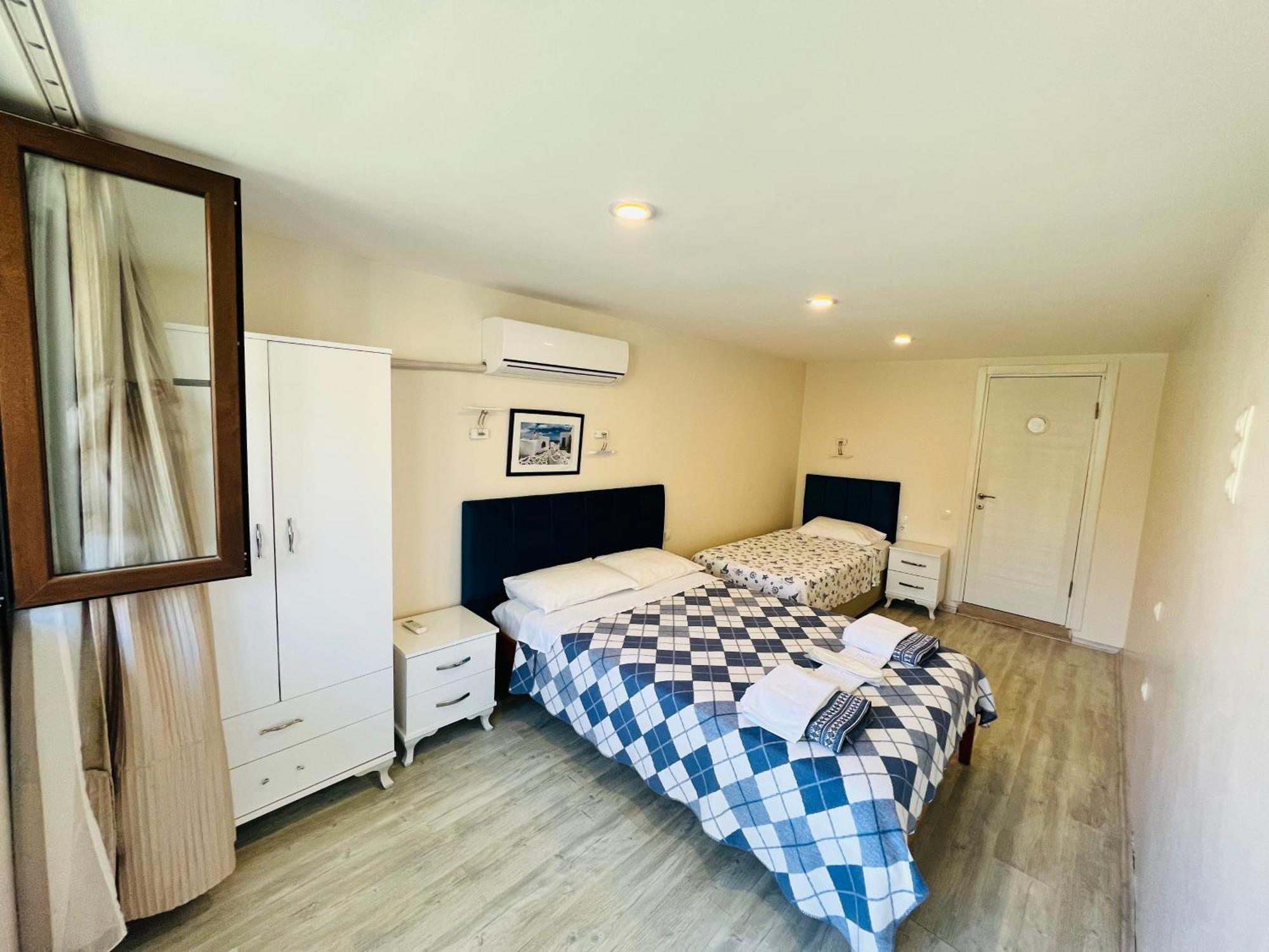 Giritli Rum Meyhanesi&Butik Otel Karaburun  Exterior foto