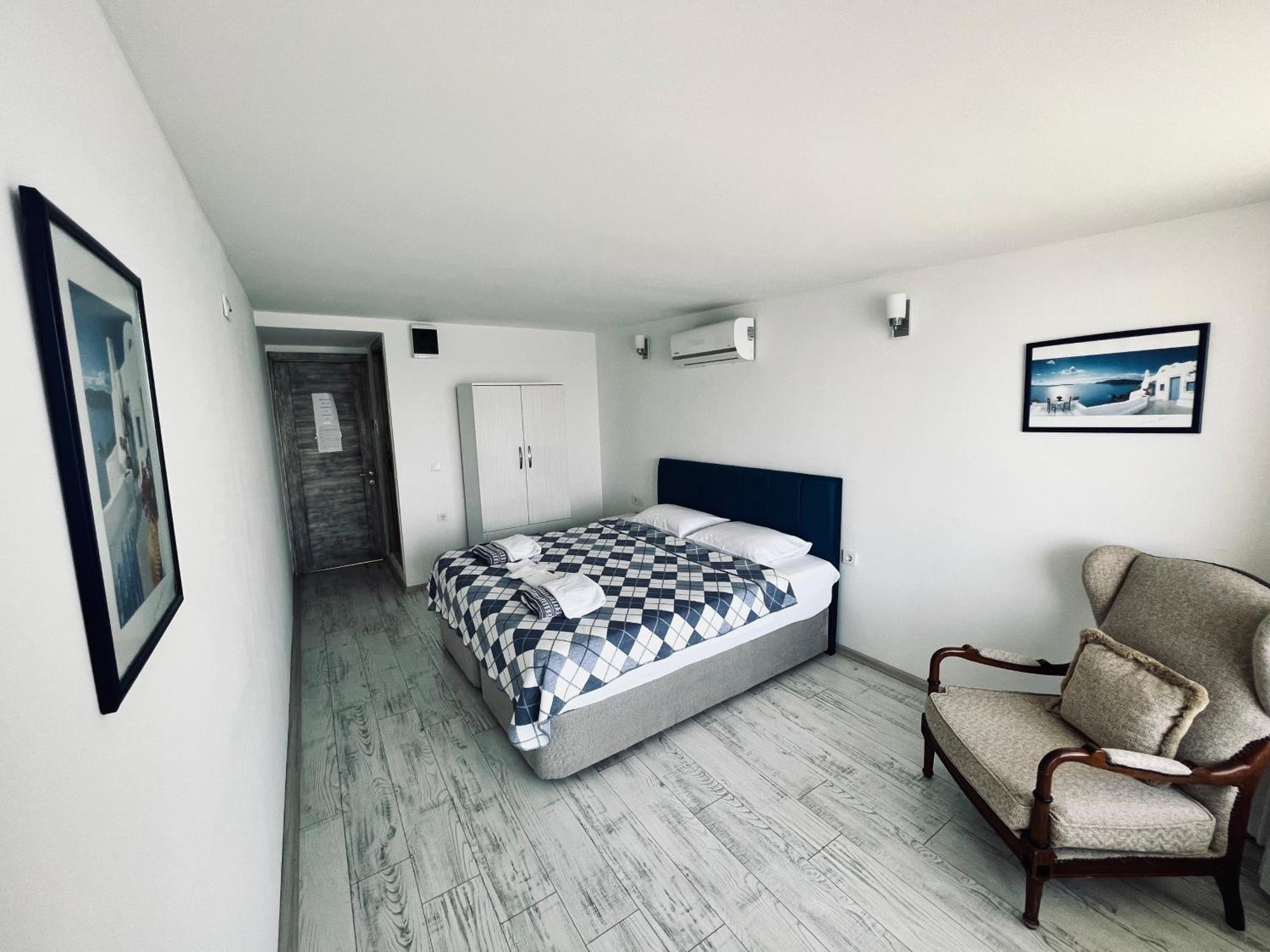 Giritli Rum Meyhanesi&Butik Otel Karaburun  Exterior foto